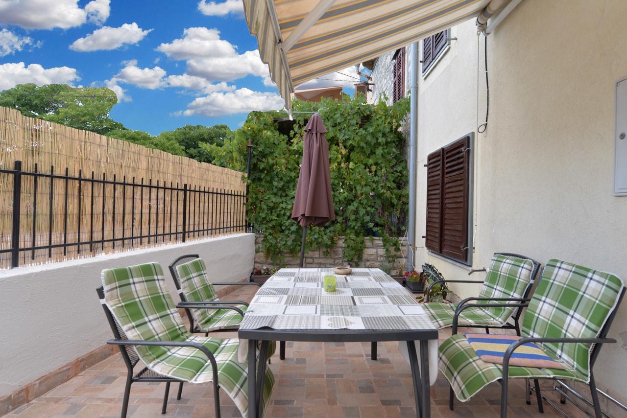 House Biserka 1736 Premantura Εξωτερικό φωτογραφία
